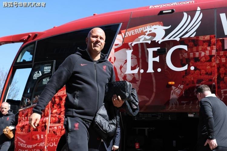 夺冠只是起点，英超第一中卫期待下赛季，斯洛特即将迎来自主引援