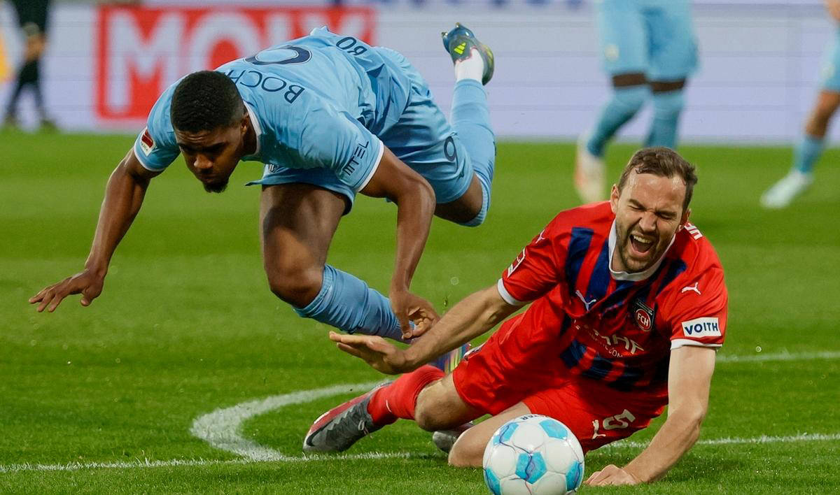 拜仁失分！德甲第16名与保级队握手言和，连续7轮不胜前景堪忧