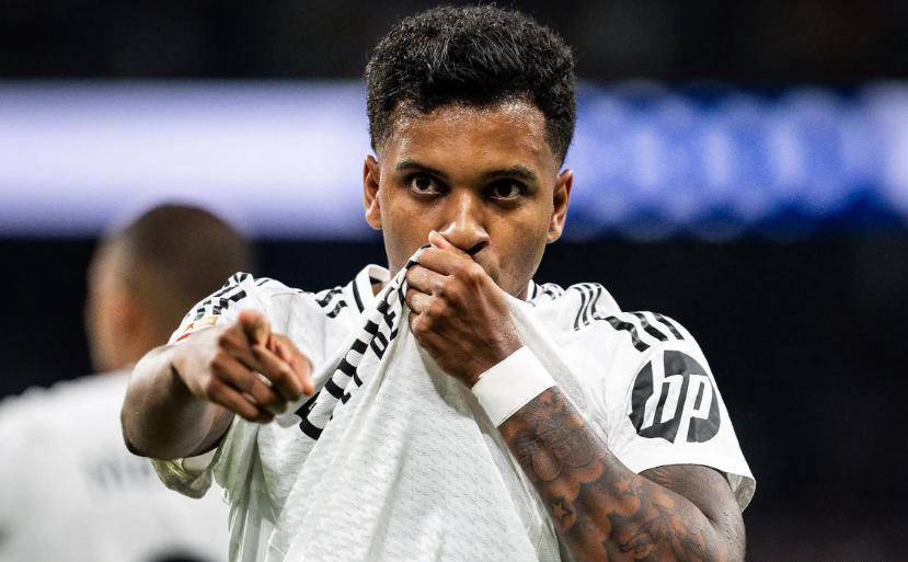 王牌留队！皇马1亿巨星执意争左路，内斗激化，冠军前景蒙尘